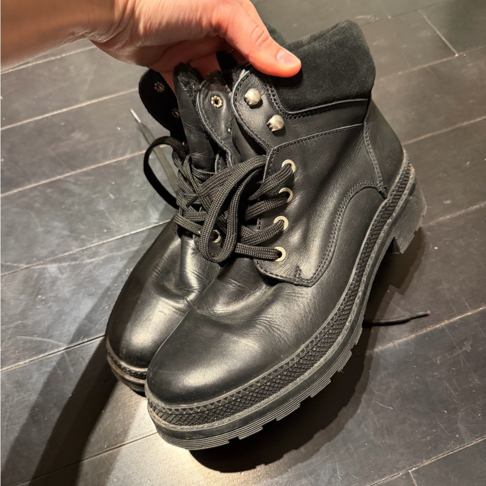 Artica waterproof leather lace booties